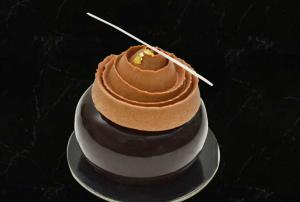 Mikado Chocolate Mousse - Cake Mono