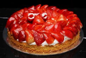 Strawberry Tart Cake