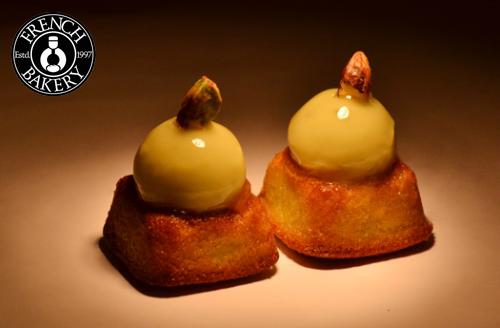 Pistachio Panacota Mignardise