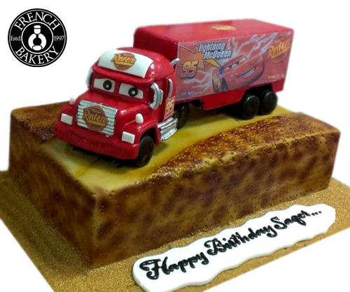 Vehicle Cake 055