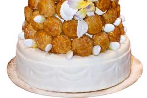 Croque en bouche Tower 004