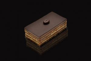 Opera - Cake Mono