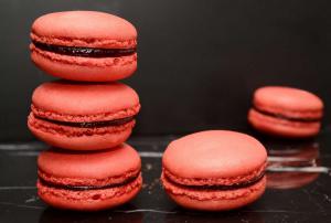 Rasberry Macarons