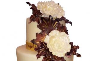 Wedding Cake 131